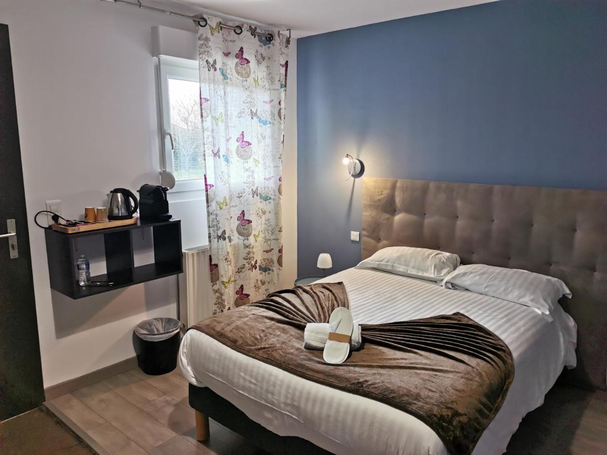 Logis Hotel- Restaurant La Haie Des Vignes Seminaires Et Evenementiel Allain Eksteriør bilde