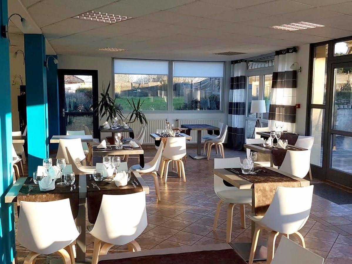 Logis Hotel- Restaurant La Haie Des Vignes Seminaires Et Evenementiel Allain Eksteriør bilde