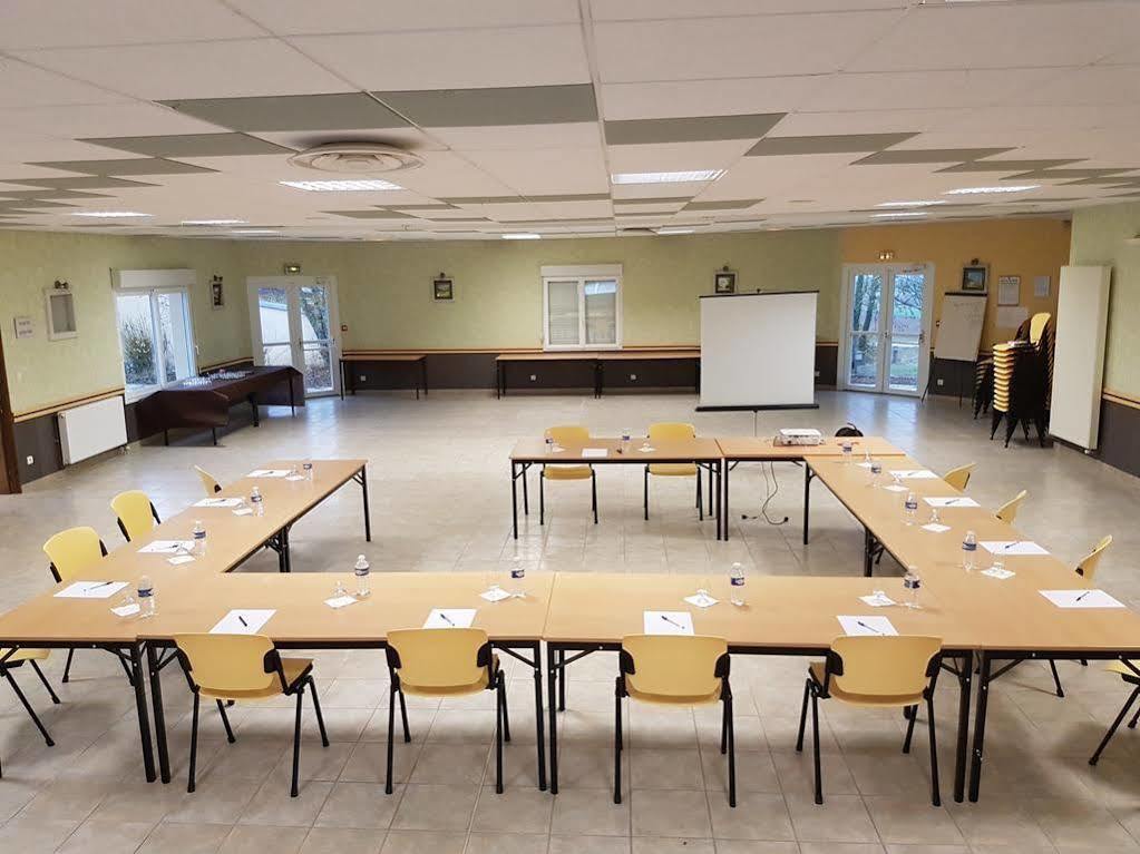 Logis Hotel- Restaurant La Haie Des Vignes Seminaires Et Evenementiel Allain Eksteriør bilde